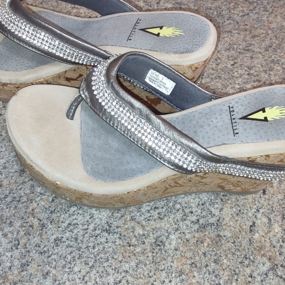 Sandals - Picture 5 of 6